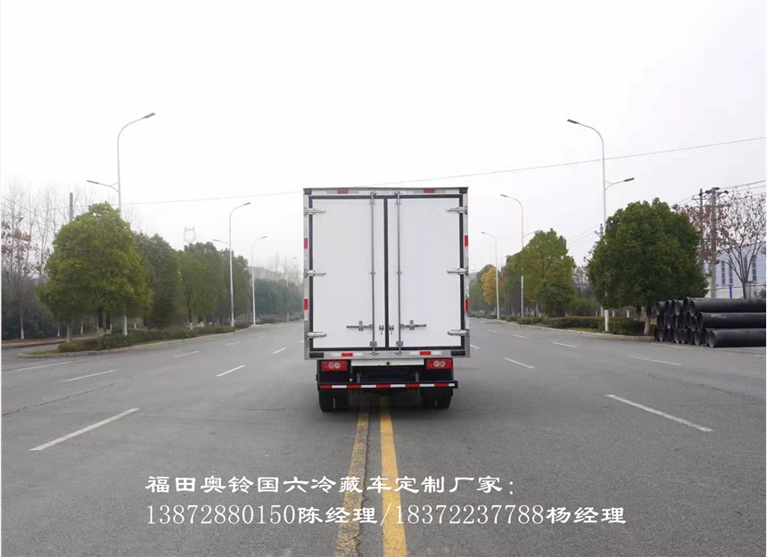 赤峰市东风品牌冷藏肉类运输车