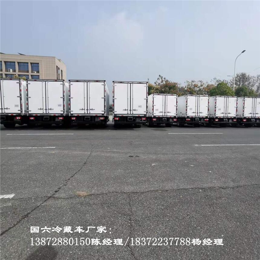 滁州市重汽豪沃国六5米2冷藏车